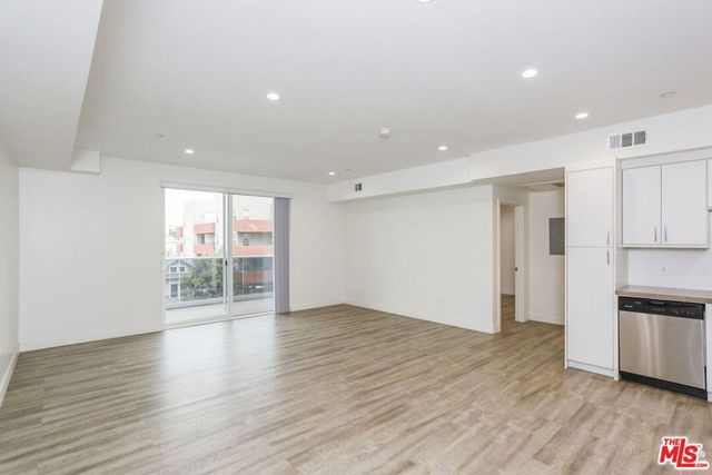 744 Hartford Avenue 205, Los Angeles, CA 90017