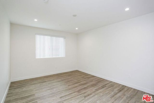 744 Hartford Avenue 205, Los Angeles, CA 90017