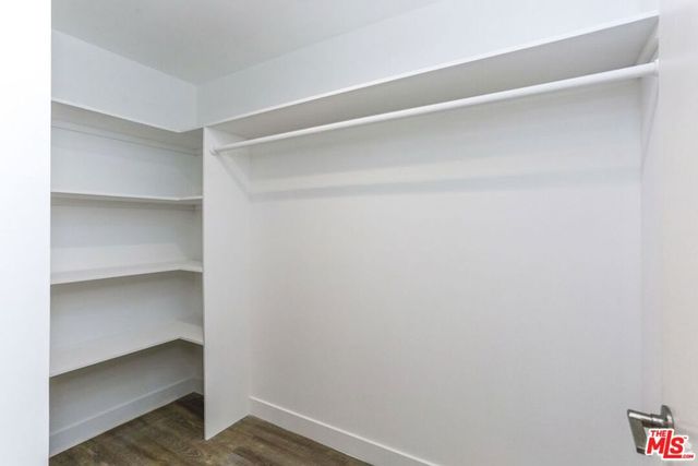 744 Hartford Avenue 205, Los Angeles, CA 90017