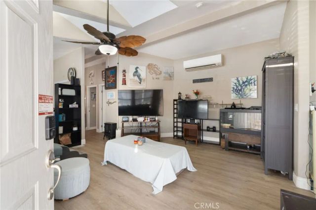 9850 Garfield 110, Huntington Beach, CA 92646