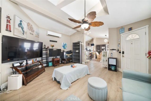 9850 Garfield 110, Huntington Beach, CA 92646