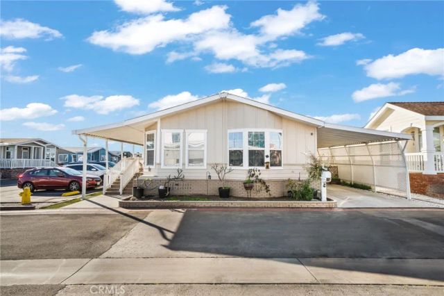 9850 Garfield 110, Huntington Beach, CA 92646