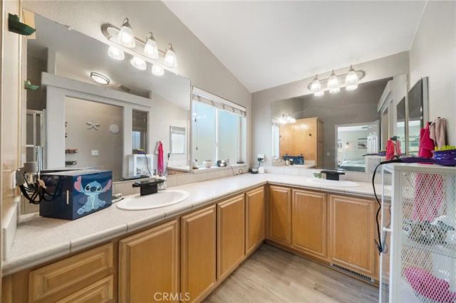 9850 Garfield 110, Huntington Beach, CA 92646