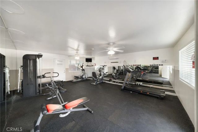 9850 Garfield 110, Huntington Beach, CA 92646