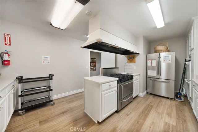 9850 Garfield 110, Huntington Beach, CA 92646