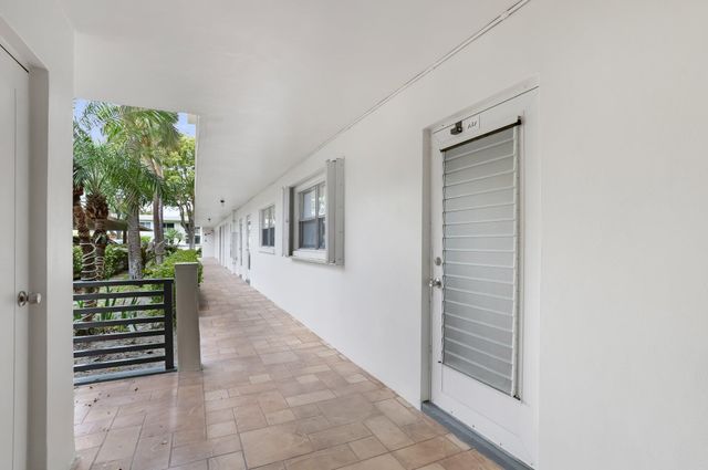 3401 Spanish Trail 151, Delray Beach, FL 33483
