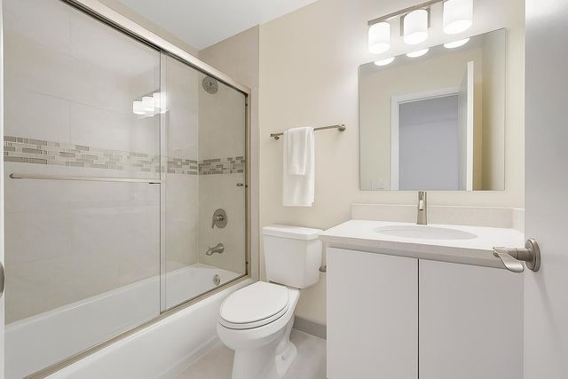 3401 Spanish Trail 151, Delray Beach, FL 33483