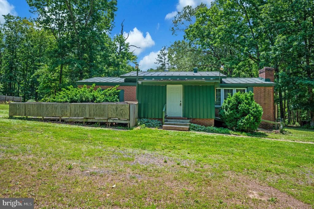 33080 JACKSON LOOP, Locust Grove, VA 22508