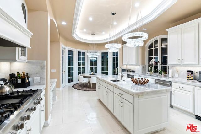 1403 Kingsboro Court, Westlake Village, CA 91362