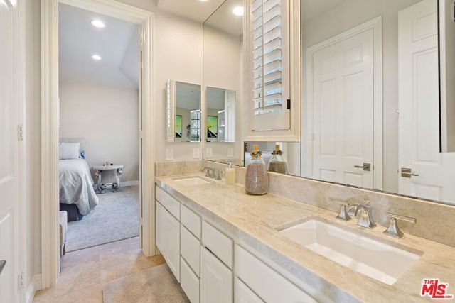 1403 Kingsboro Court, Westlake Village, CA 91362
