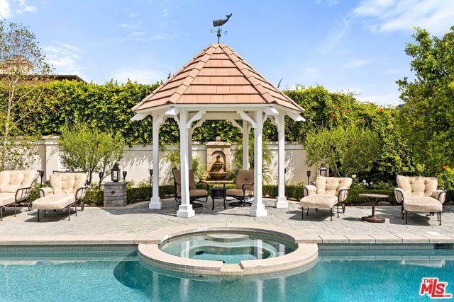 1403 Kingsboro Court, Westlake Village, CA 91362