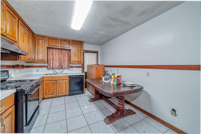 2430 Denmark Street, Mobile, AL 36617
