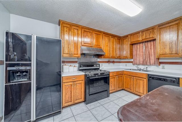 2430 Denmark Street, Mobile, AL 36617