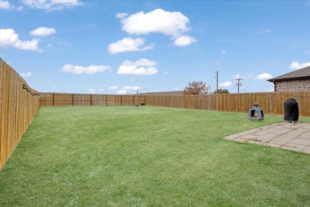 1238 Benwick Drive, Van Alstyne, TX 75495