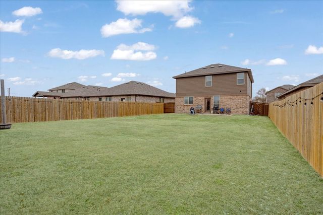 1238 Benwick Drive, Van Alstyne, TX 75495