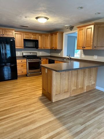 55 Dutton St, Malden, MA 02148