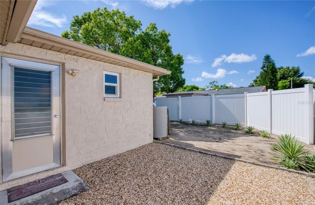 6014 3RD AVENUE, New Port Richey, FL 34653