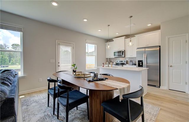 22 Camellia Drive, Fairburn, GA 30213
