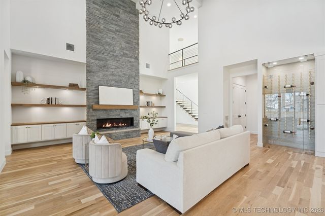 2631 S Florence Drive, Tulsa, OK 74114