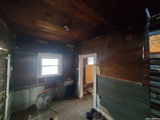 311 S Monumental Street, San Antonio, TX 78203