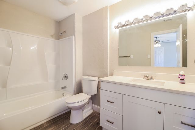 1638 Chisolm Trail, Lewisville, TX 75077