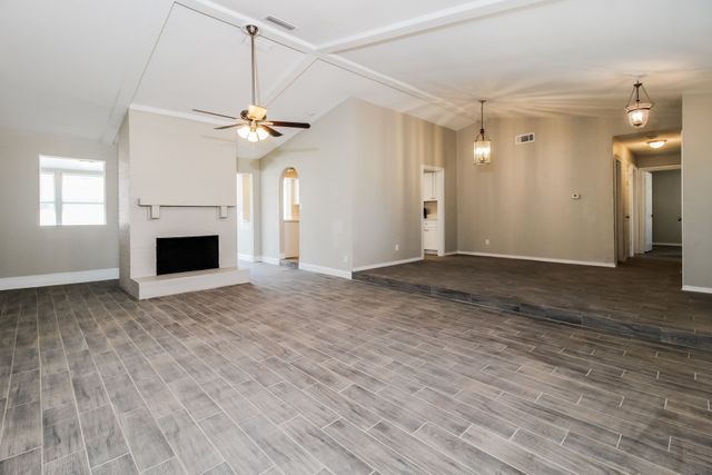 1638 Chisolm Trail, Lewisville, TX 75077