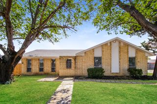 1638 Chisolm Trail, Lewisville, TX 75077