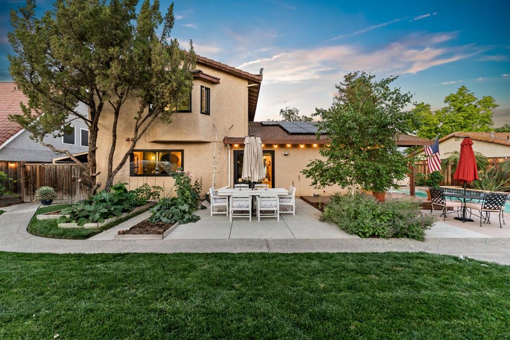 Image 28 of property listing at 2133 S 10th, Los Banos, CA 93636
