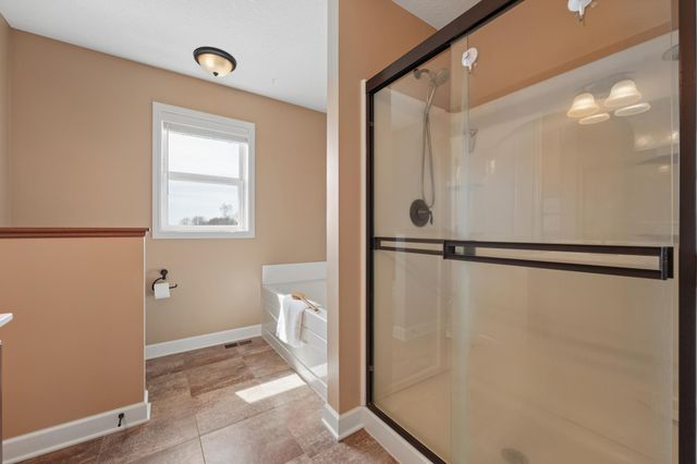 19631 Calgary Trail, Farmington, MN 55024