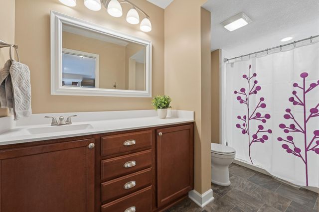 19631 Calgary Trail, Farmington, MN 55024