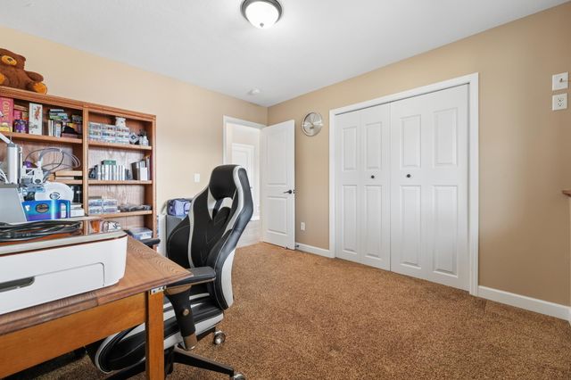 19631 Calgary Trail, Farmington, MN 55024