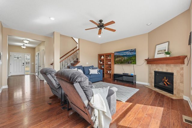 19631 Calgary Trail, Farmington, MN 55024