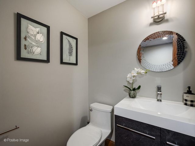 5125 Lunt Avenue, Skokie, IL 60077