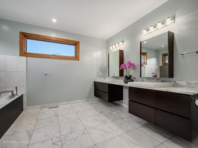 5125 Lunt Avenue, Skokie, IL 60077