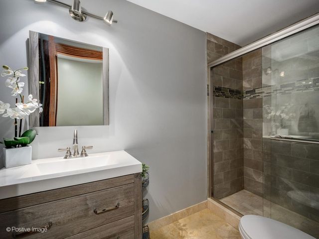 5125 Lunt Avenue, Skokie, IL 60077