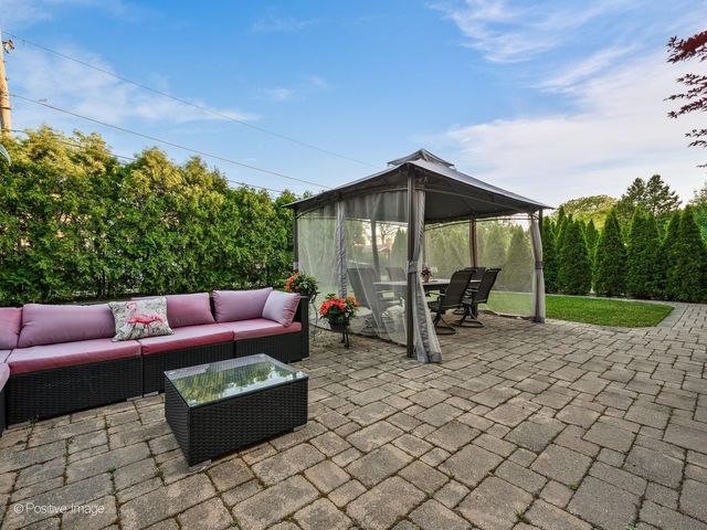 5125 Lunt Avenue, Skokie, IL 60077