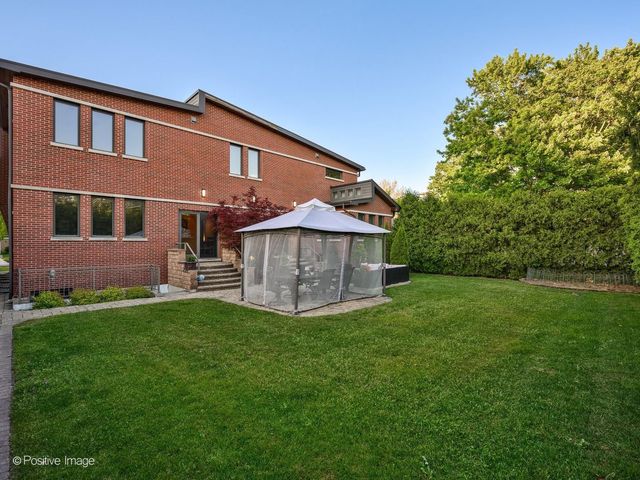 5125 Lunt Avenue, Skokie, IL 60077