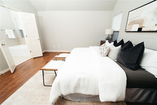 12017 Chisholm Village Drive, Oklahoma City, OK 73114