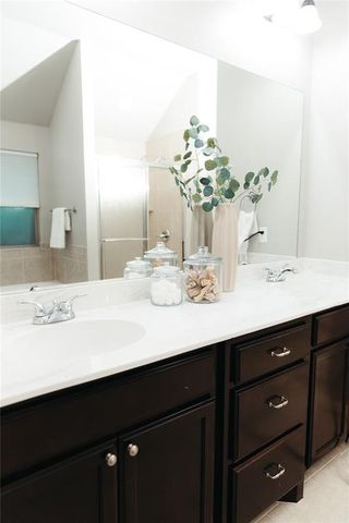 12017 Chisholm Village Drive, Oklahoma City, OK 73114