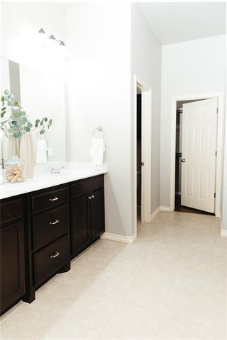 12017 Chisholm Village Drive, Oklahoma City, OK 73114