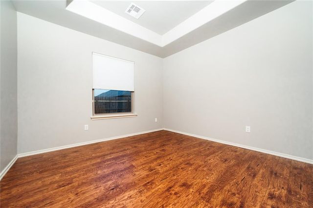 12017 Chisholm Village Drive, Oklahoma City, OK 73114