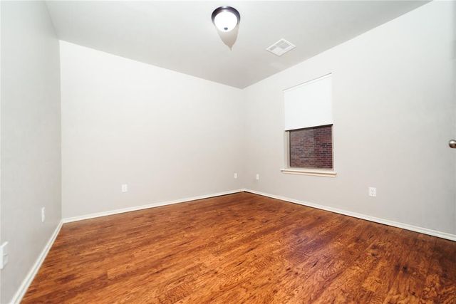 12017 Chisholm Village Drive, Oklahoma City, OK 73114