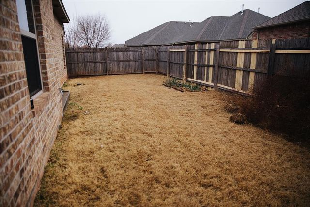 12017 Chisholm Village Drive, Oklahoma City, OK 73114