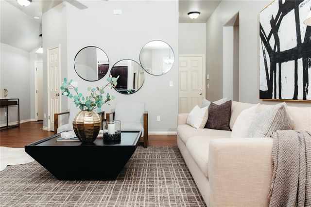 12017 Chisholm Village Drive, Oklahoma City, OK 73114