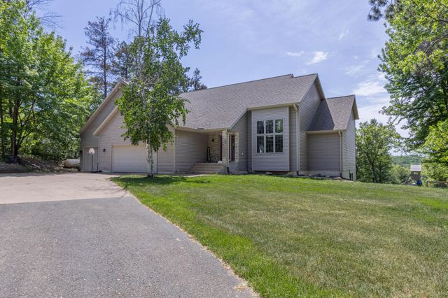 N1698 945th Street, Eau Claire, WI 54701