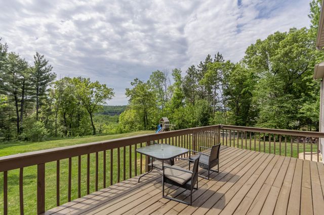 N1698 945th Street, Eau Claire, WI 54701