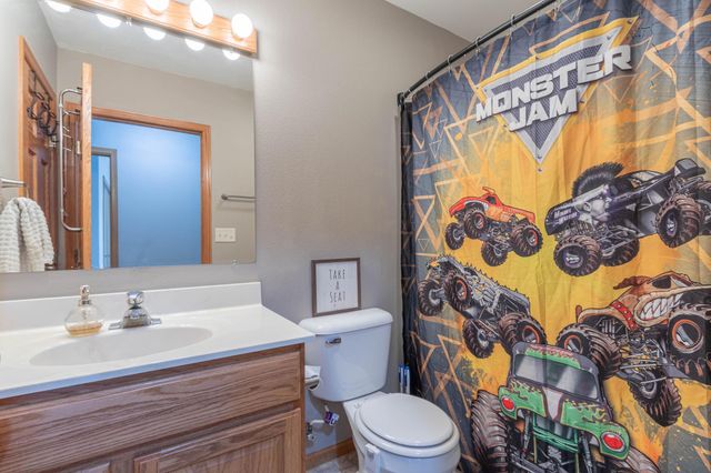N1698 945th Street, Eau Claire, WI 54701