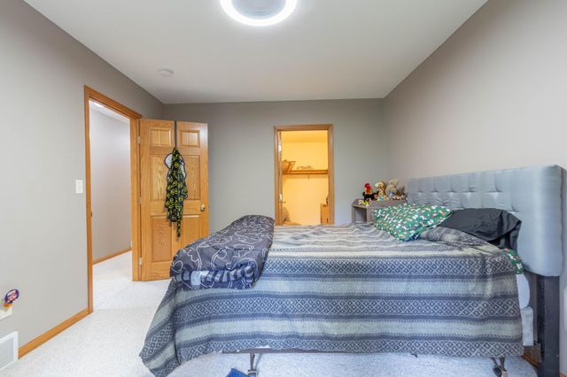 N1698 945th Street, Eau Claire, WI 54701