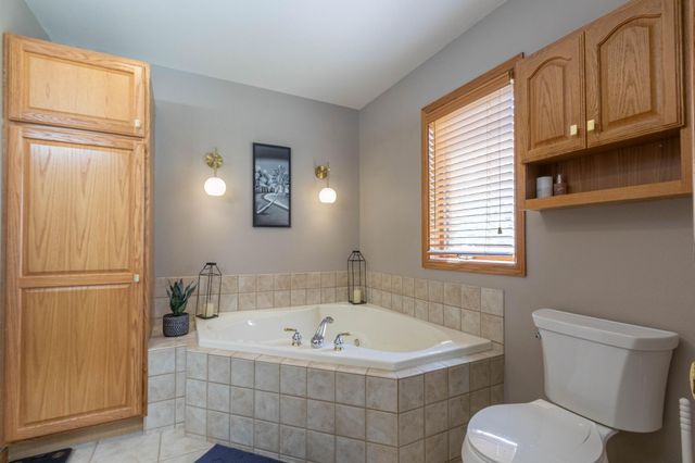 N1698 945th Street, Eau Claire, WI 54701