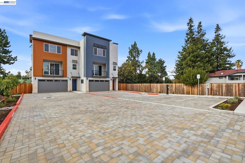Image 1 of property listing at 3721 Gettysburg Common, Fremont, CA 94538